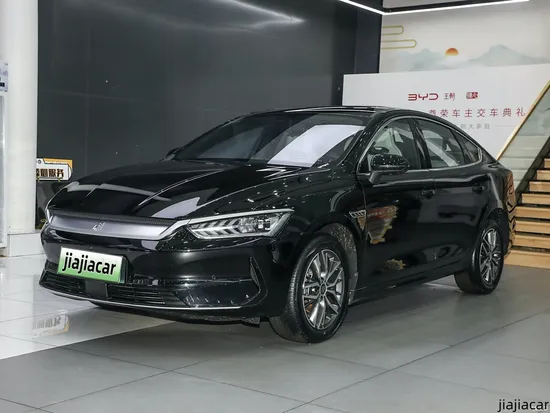 Byd Qing Plus EV 2024. Dilink 4.0 Infotainmentsystem. 2718 mm Radstand. Intelligente und komfortable Fahrt